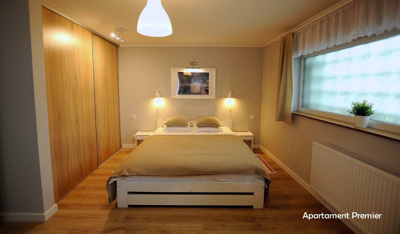 Bialy Dom - 2 Bedrooms Katowice Ngoại thất bức ảnh