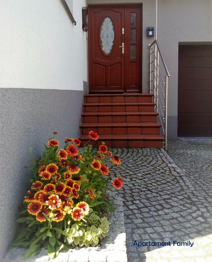 Bialy Dom - 2 Bedrooms Katowice Ngoại thất bức ảnh